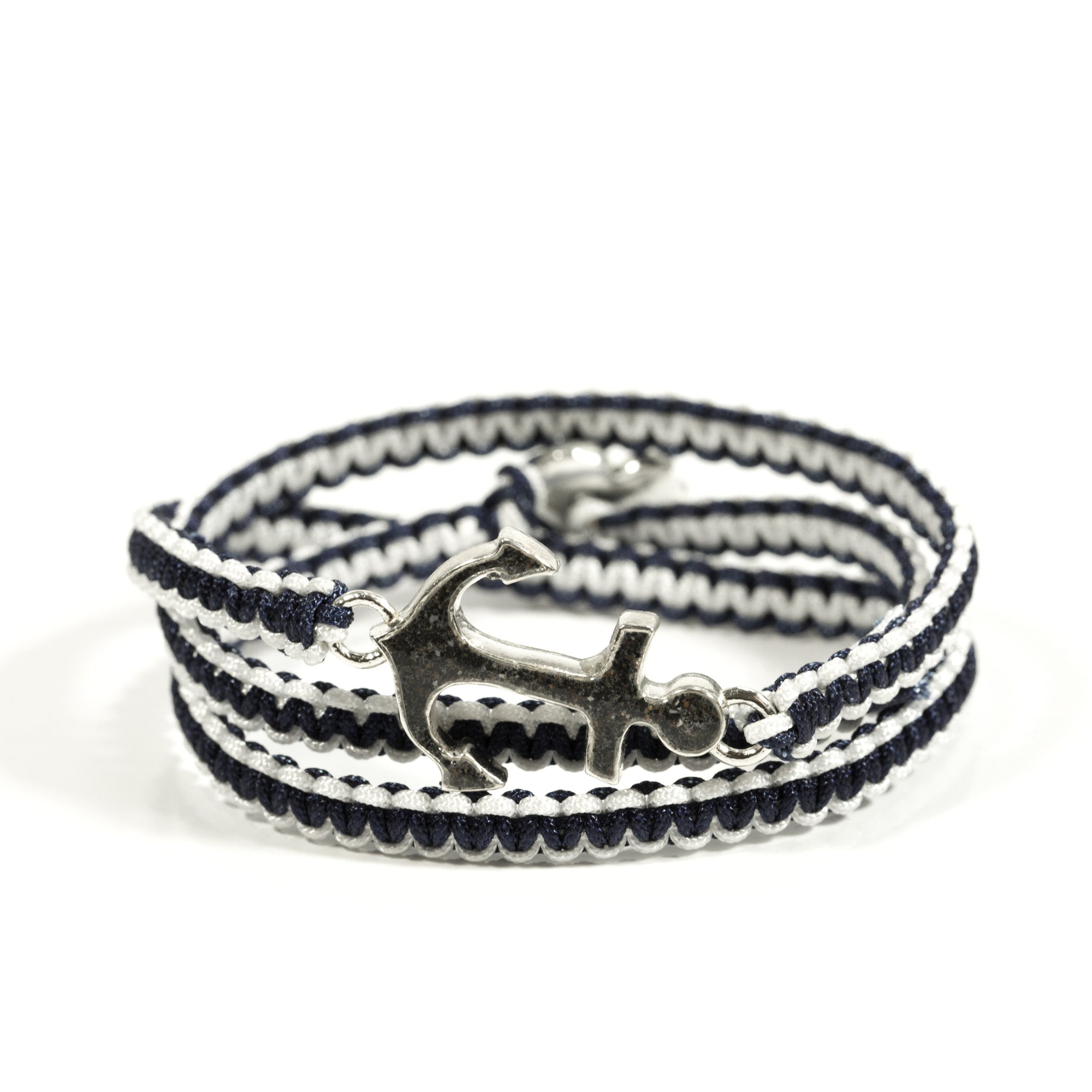 Beach Sand Jewelry - Anchor Macramé Bracelet - Silver ©Tropicality